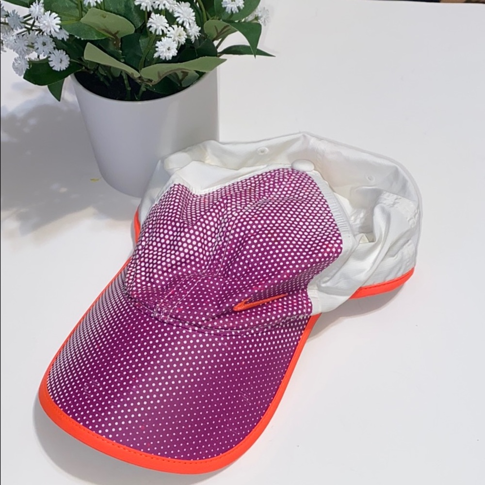Nike golf hat